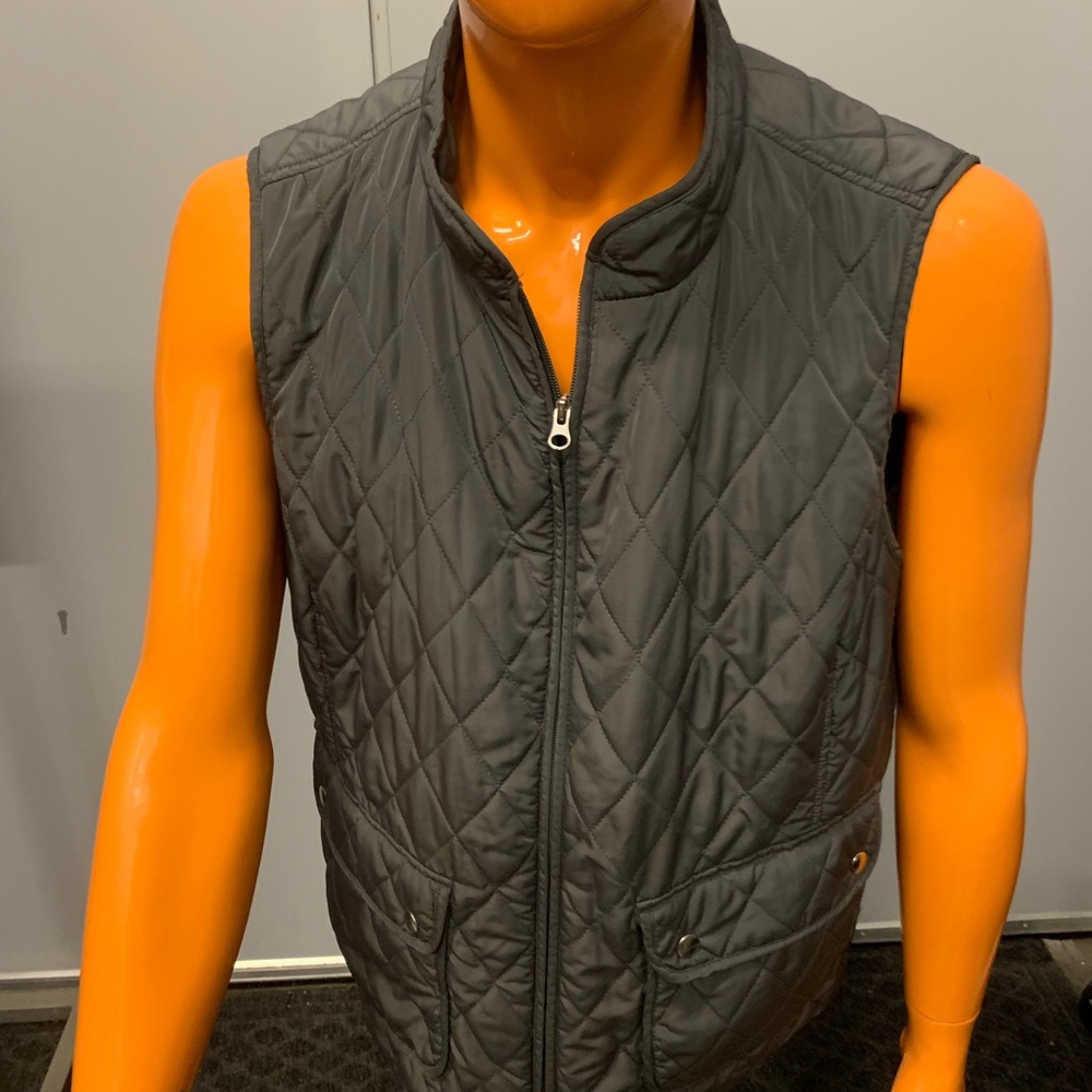 SALE 🍁2/$12 Grey vest